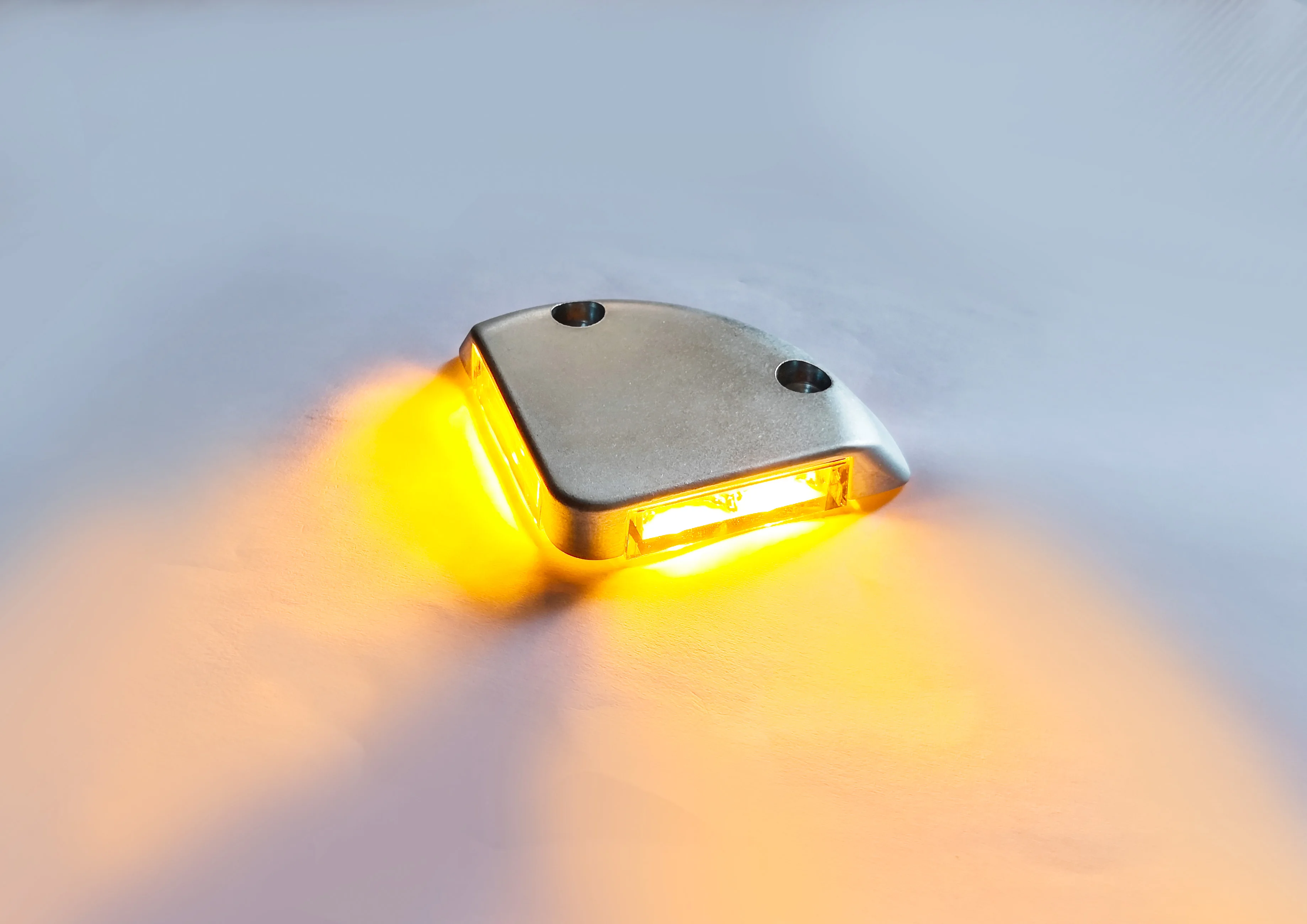 Synchronization TAIL LIFT AMBER FLASHING LED WARNING LIGHT for VAN TRUCK LORRY TRAILER
