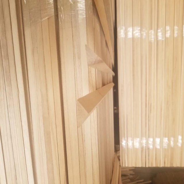 High Quality Jld Wood Paulownia Triangle Strip Thin Wood Slats - China  Paulownia Triangle Batterns, Wooden Triangle Trim