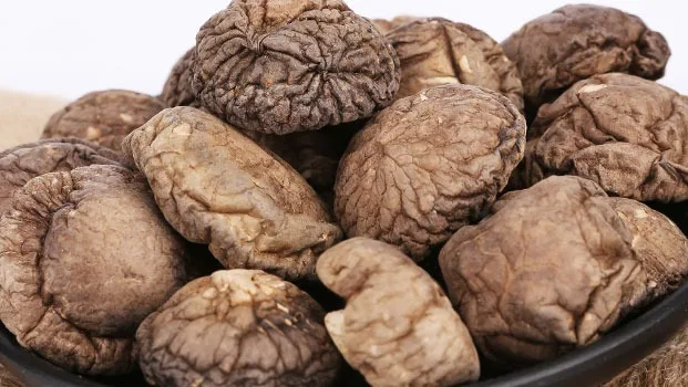 hot selling 3-4cm pure chinese shitake mushroom dried shiitake