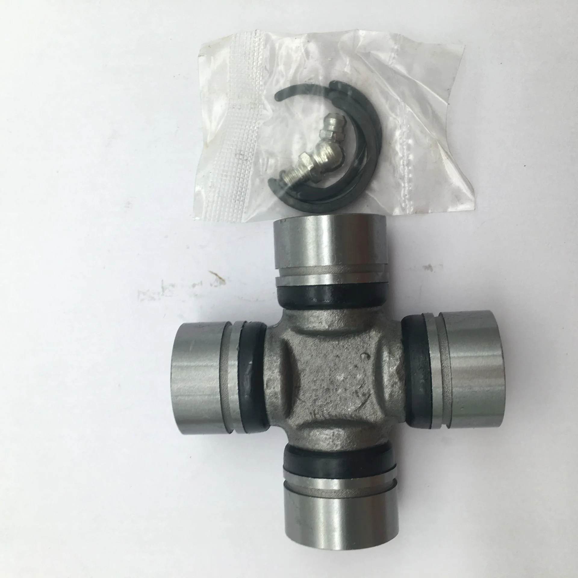 Universal Joint 04371-0K110 for HILUX KUN25 TGN50 2005-2016
