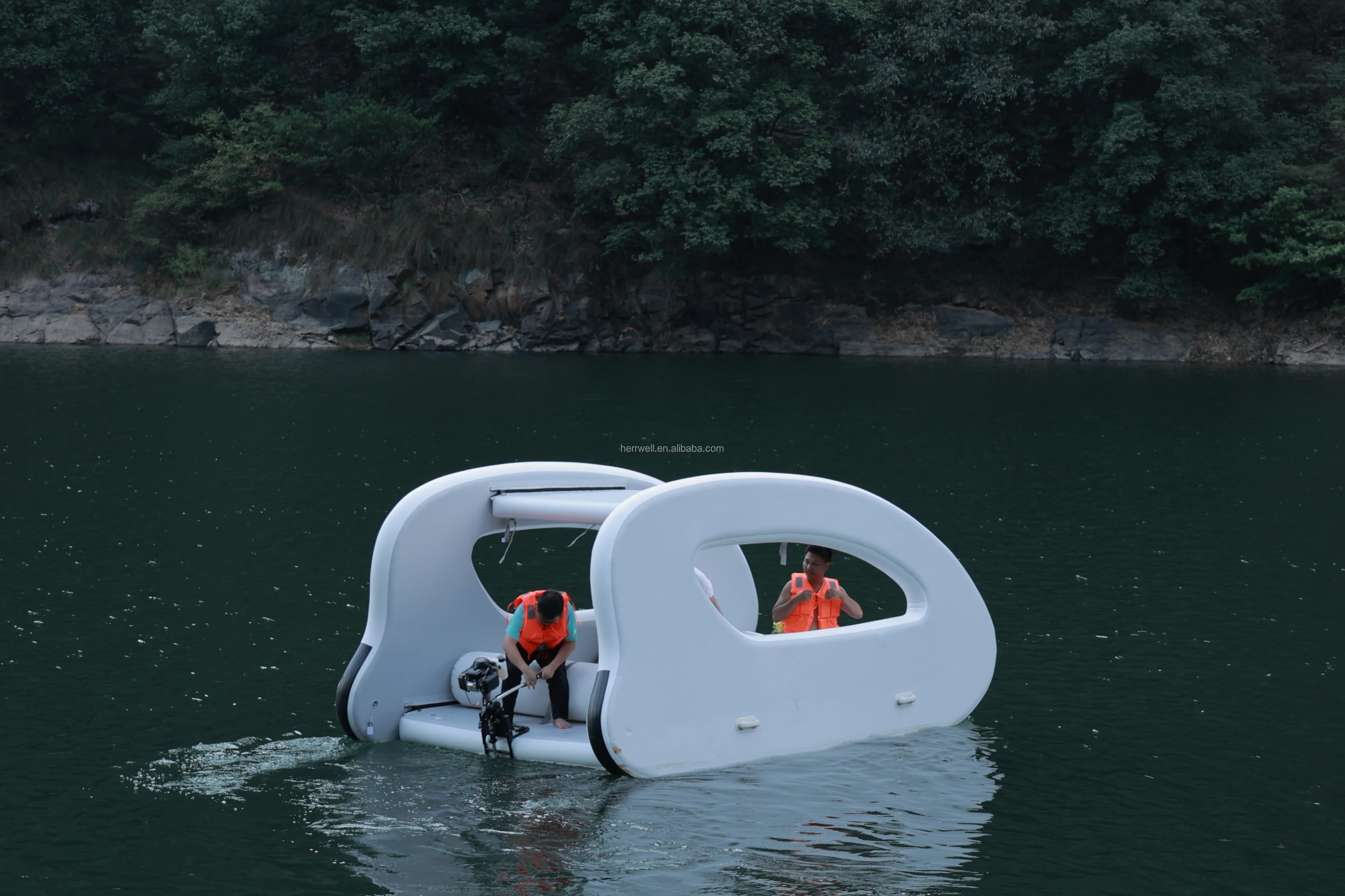 Luxury Electric Inflatable Catamaran PVC Floating Boat for Outdoor Drifting & Fishing Sport Yacht Pedals for Sports Yachting