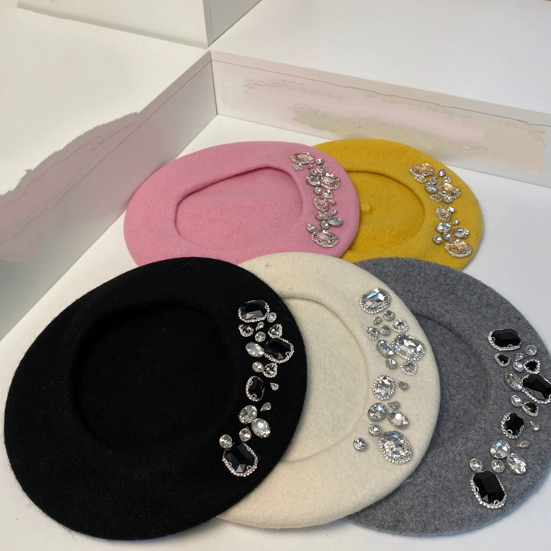 Spring and Autumn Fashion Versatile Female Rhinestone Light Luxury Wool Beret Solid Color Painter Hat