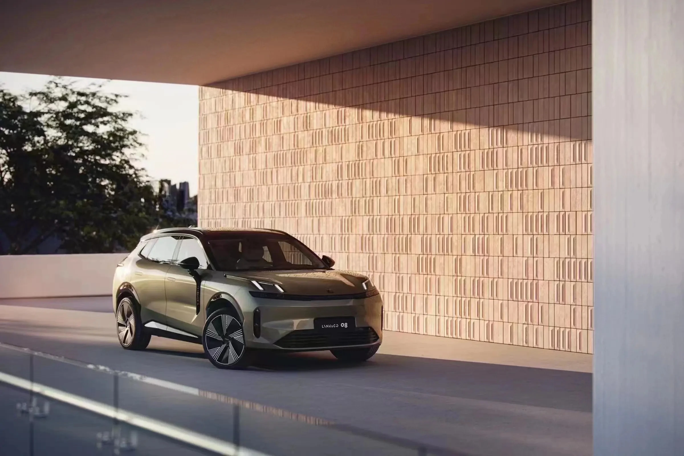Mobil Lynk&Co 08 Em-P High Endurance 4 Wheel Drive 2023 Lynk Co 08 Ev yang Laris dan Modis
