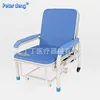 Silla plegable para acompañante de cabecera.