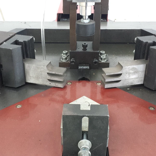 Manual Single Head Aluminum Frame Corner Crimping Machine Used for Aluminum Window and Door Making Machine