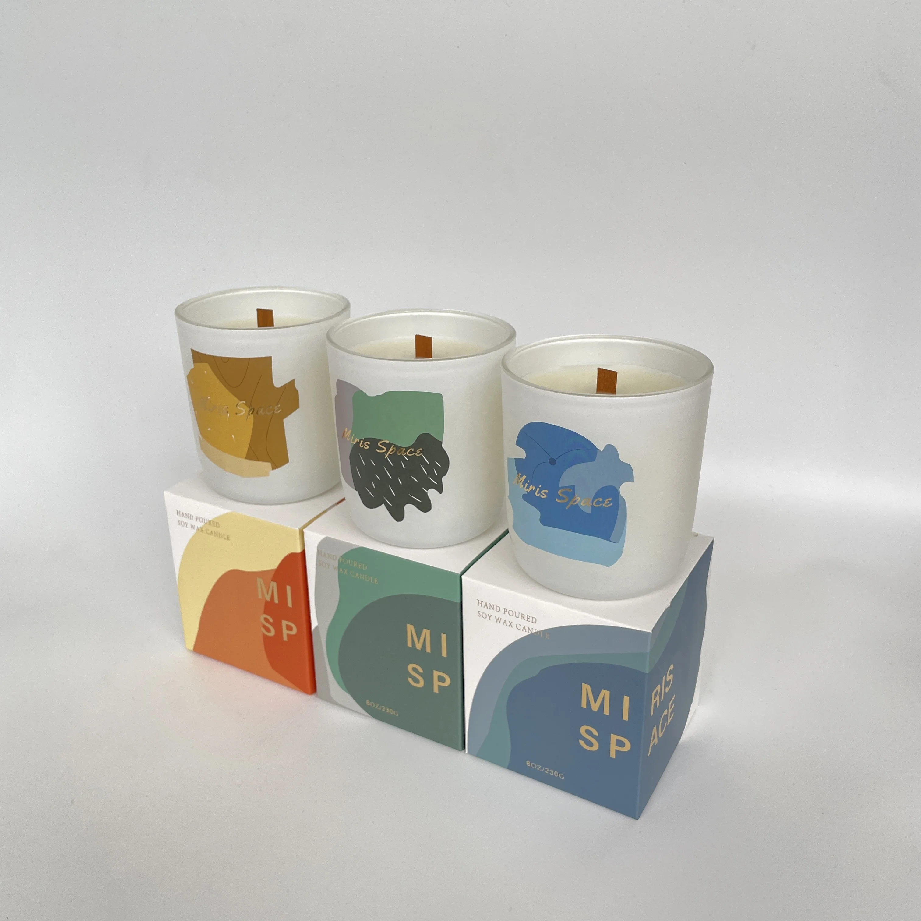 customized-soy-wax-candle-scent-gift-box-woodwick-luxury-private-label
