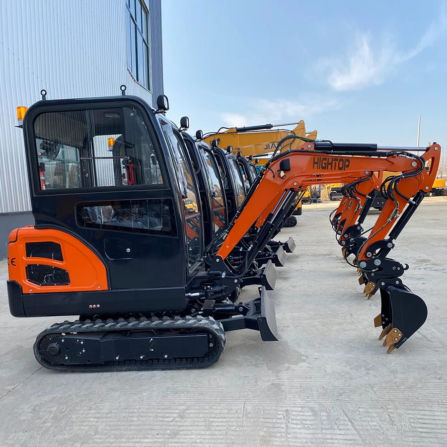 2 Ton Kubota Engine Mini Excavator HT-20 for Sale