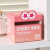 E Blanc blush qui fait battre le cœur