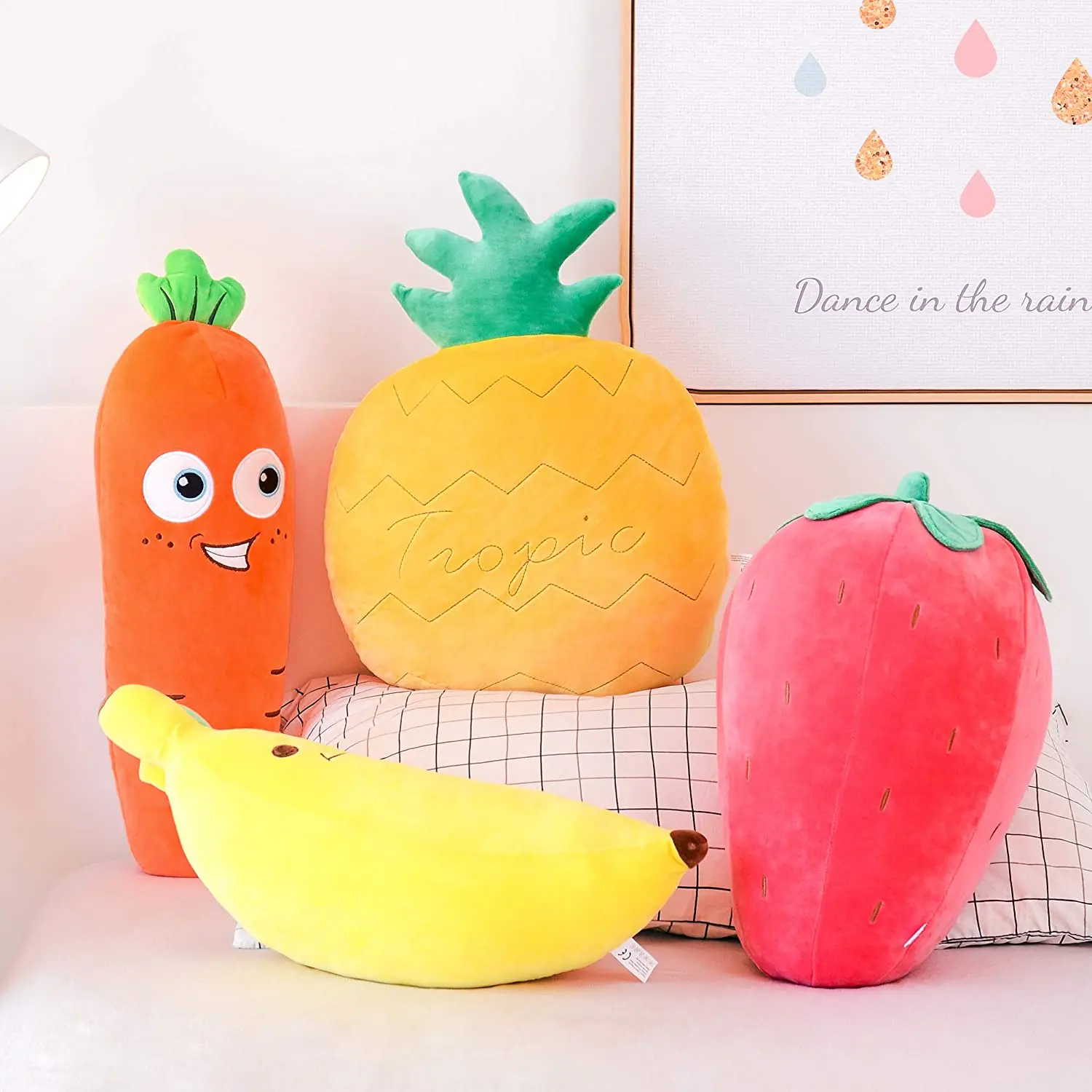 M154 Cloudy with a Chance of Meatballs 2 Barry Plush Strawberry