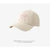 หมวกเบสบอลลายผีเสื้อ [สีเบจ]