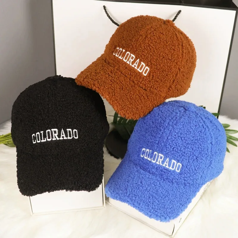 Оптовая продажа модная зимняя женская шапка с вышивкой и буквенным логотипом теплая пушистая Кепка головные уборы бейсболки для спорта на открытом