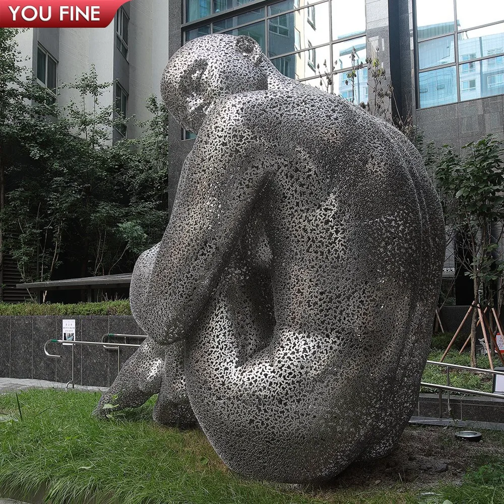 Unique Design Costom Metal Statue Figurative Wire Sculpture for Sale