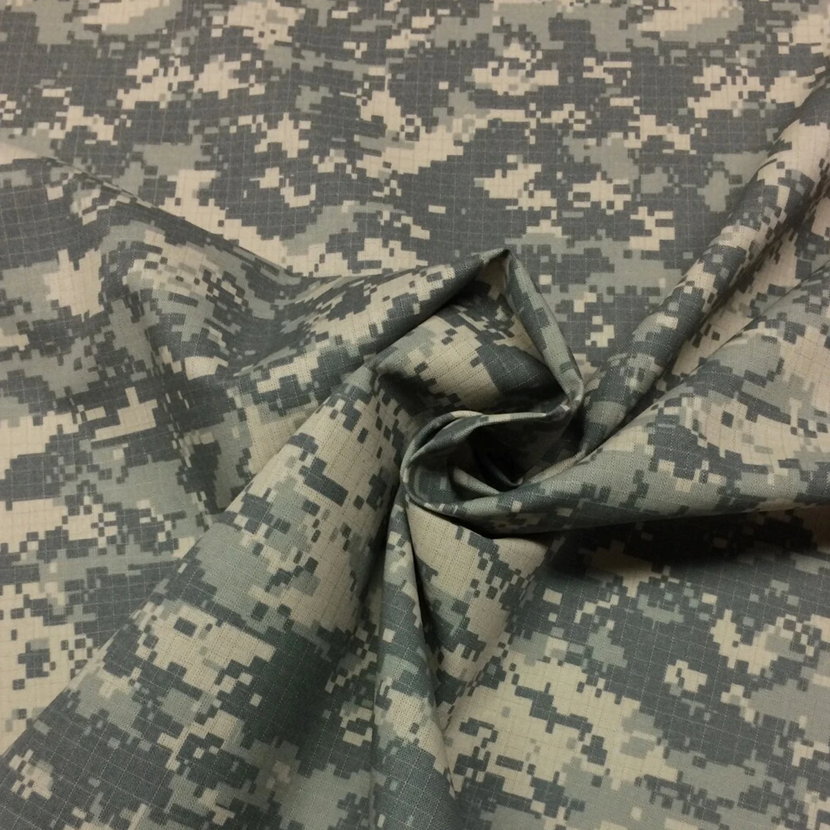 Горячая распродажа от производителя Рипстоп устойчивая к разрыву из полиэстера хлопок ACU Пиксельная цифровая камуфляжная ткань для униформы