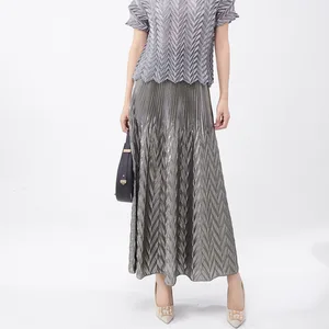 High-quality Women's Fashion Skirt with Hand-pleated Metallic Fabric Loose A-line Skirt Design Casual Miyake Pleated Skirt