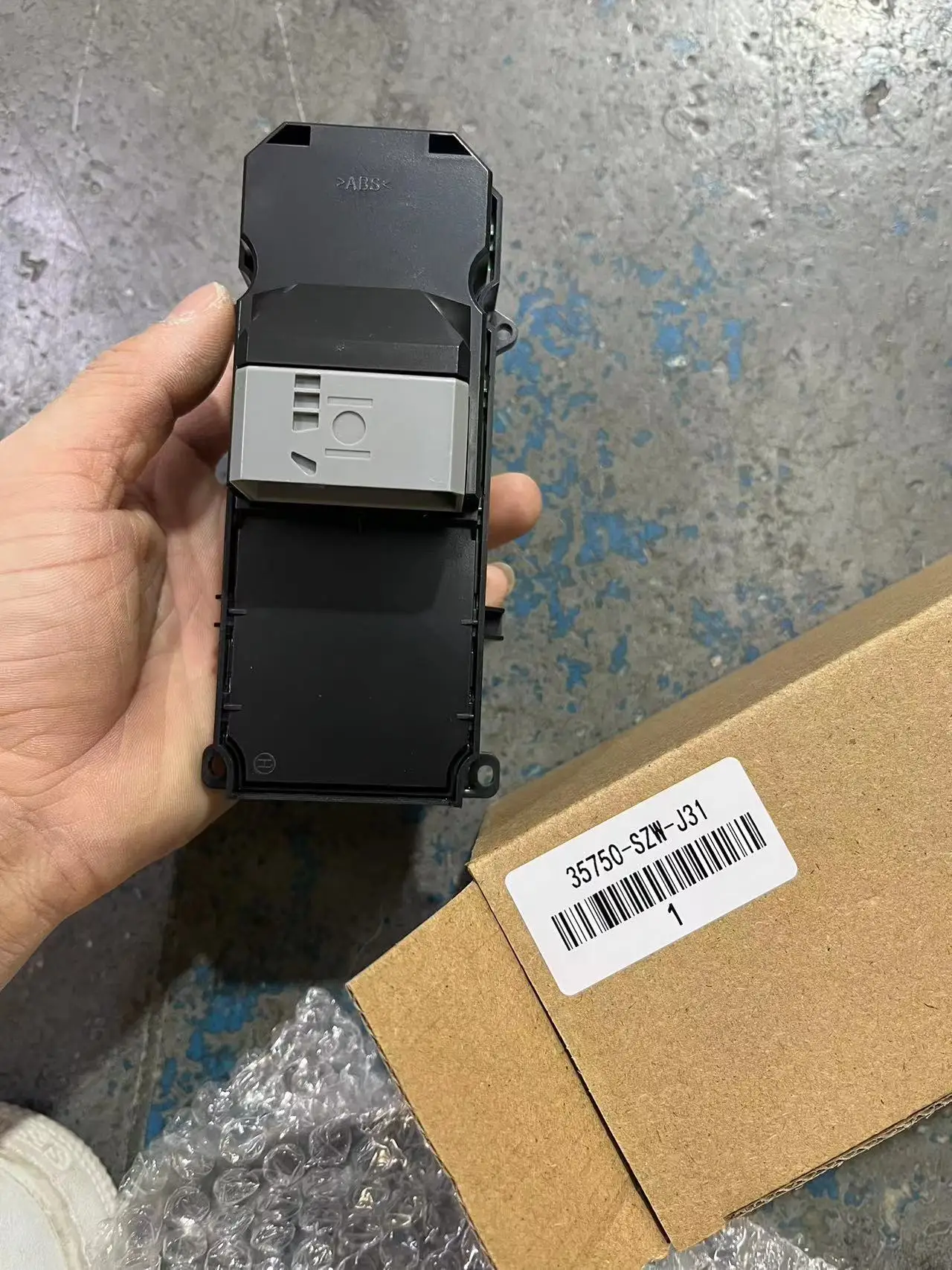 Car Power Master Window Switch for Honda Stepwagon 2009-2016