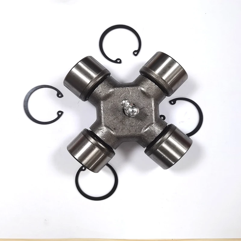 UNIVERSAL　UN−A2 High Quality Cross Assembly GUN46/TN146/37126-01G25 U-Joint