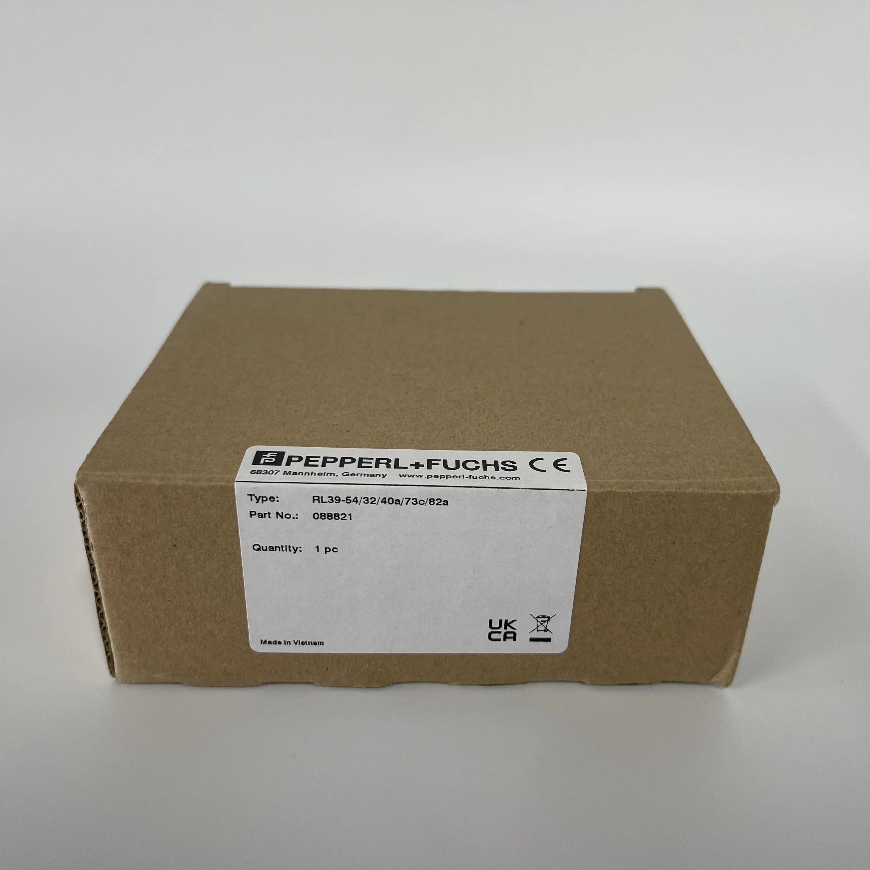 Pepperl+Fuchs Photoelectric Sensor RL39-54/32/40a/73c/82a Part No. 088821