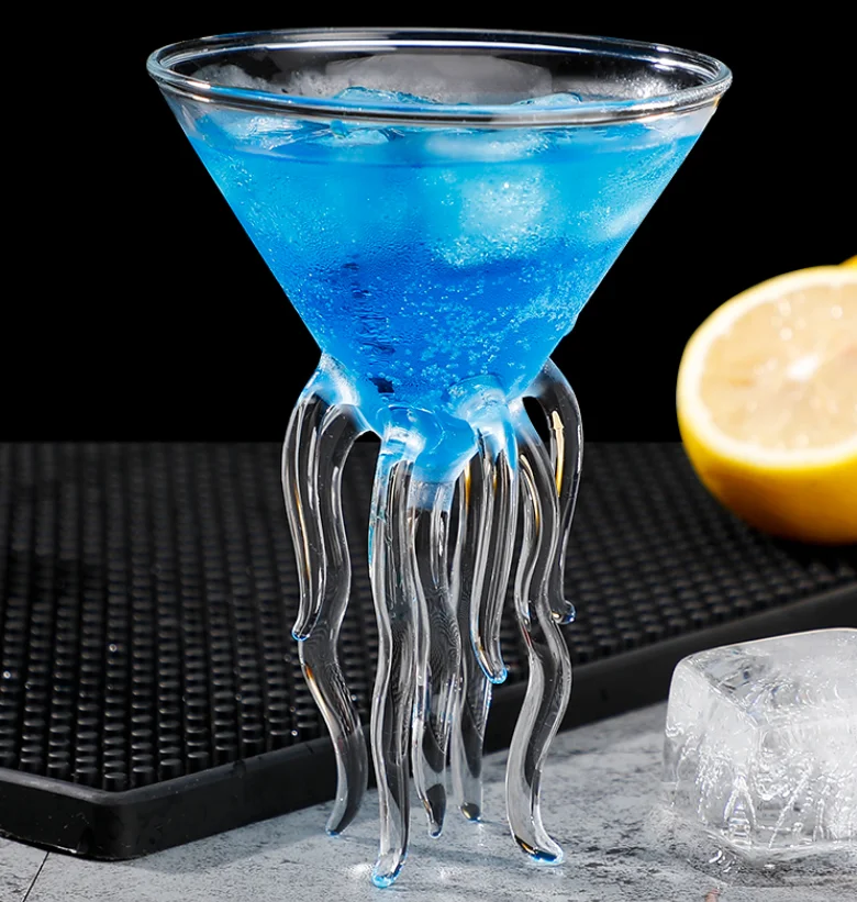 1pc Crossbar Creative Vampire Wine Glass, Unique Glass Material Straw Cup,  Suitable For Juice, Sparkling Wine, Red Wine, Champagne, Etc.