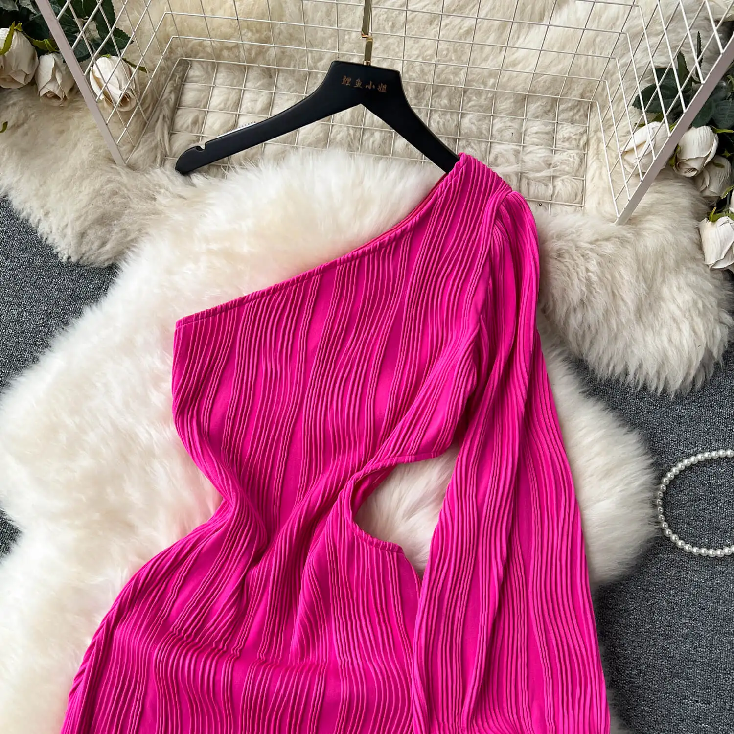 Highend Refined Temperament Oblique Neckline Offtheshoulder Waist