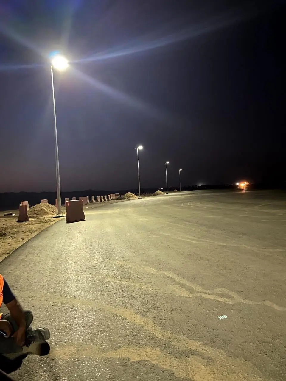 Best Selling Waterproof 100W 120W 150W 180W 200W Outdoor Led Solar Street Light