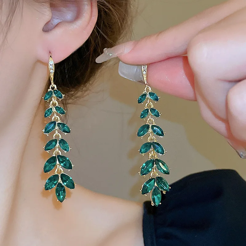 Fresh flash green leaf ear hook light luxury personality temperament earrings