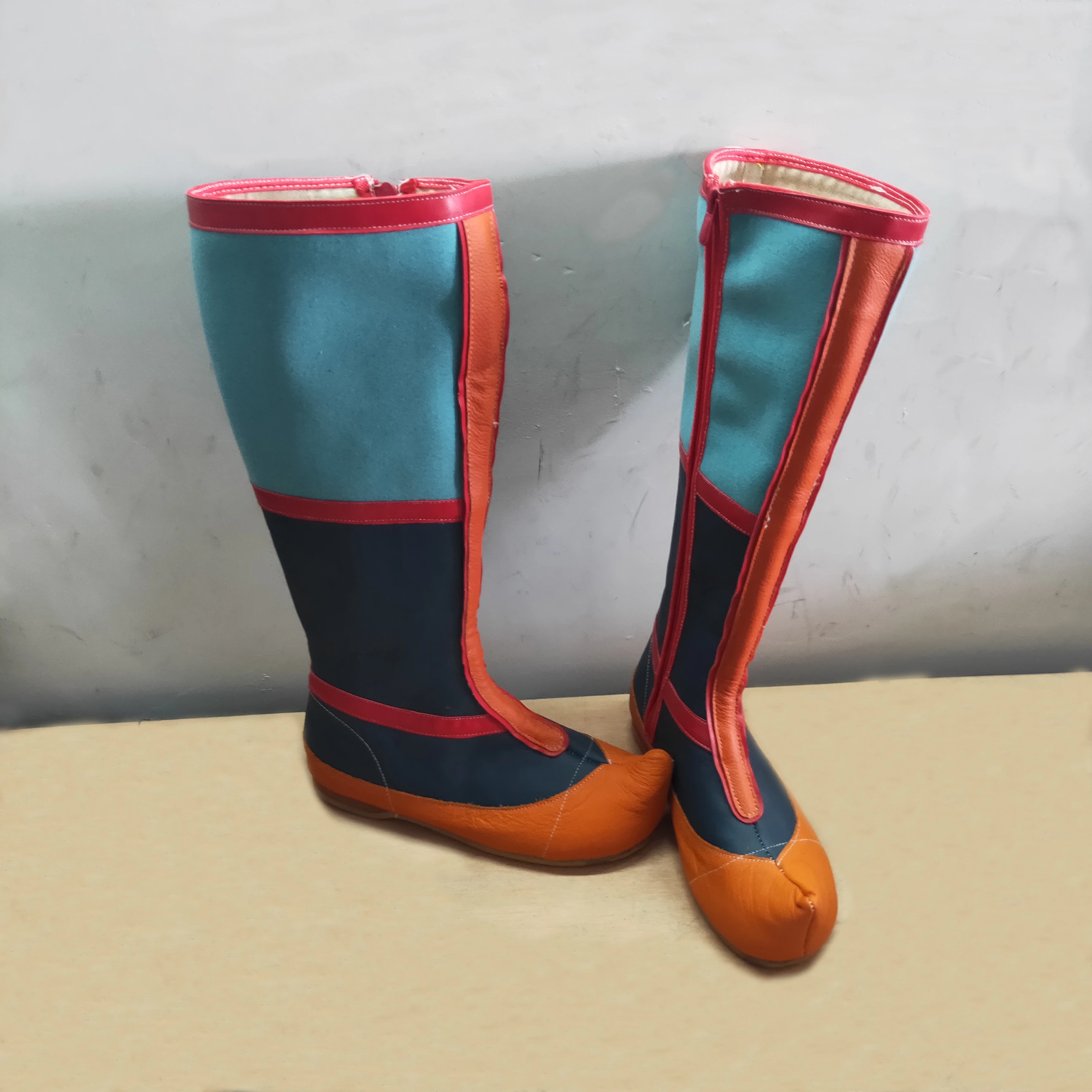 2023 китайская фабрика Настраиваемые высококачественные ботинки для выступлений этнические танцевальные мужчин и