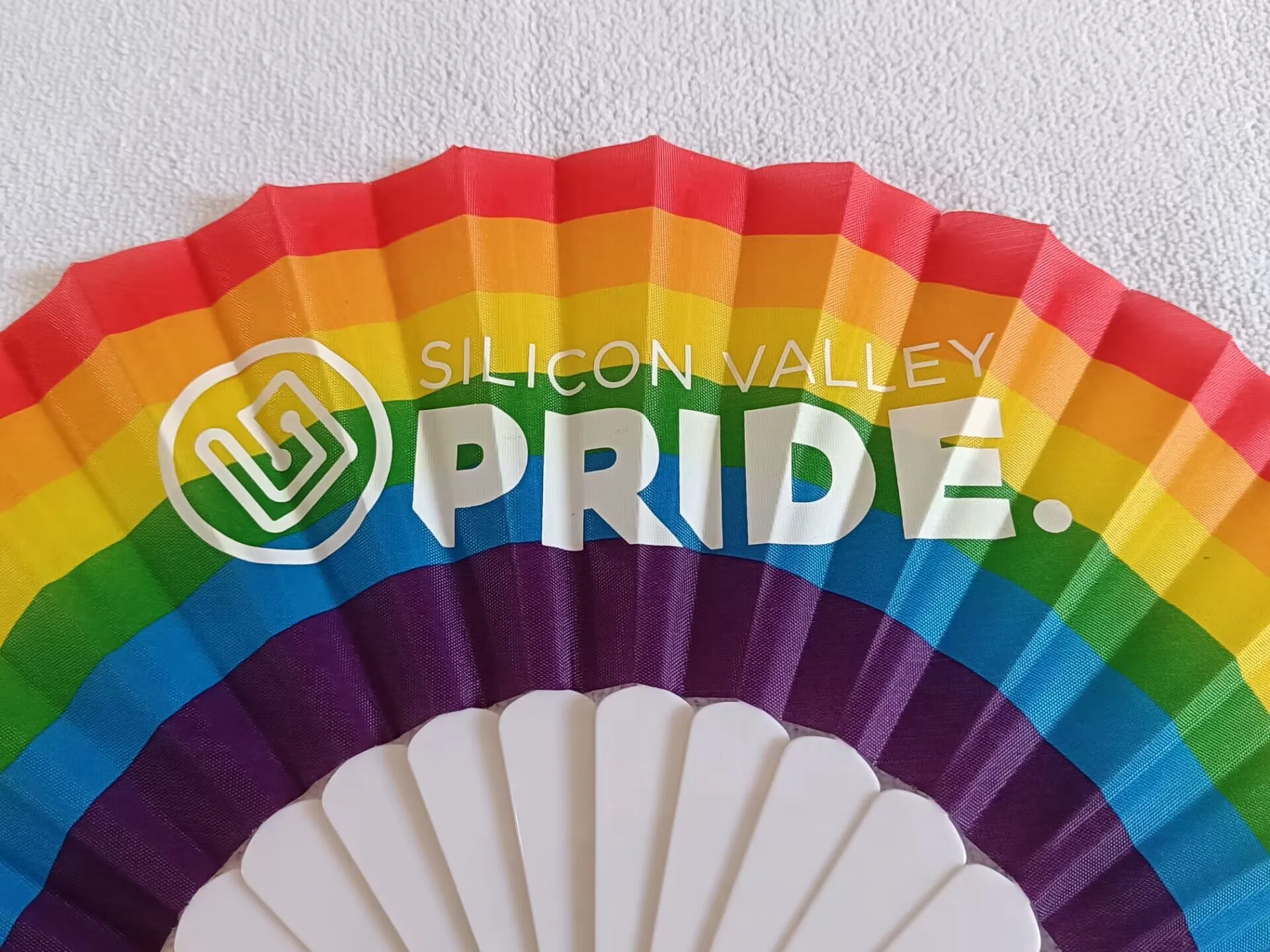 Custom Logo Rainbow Hand Fans Gay Pride Fans Rainbow LGBT Party Decoration Folding Hand Fan