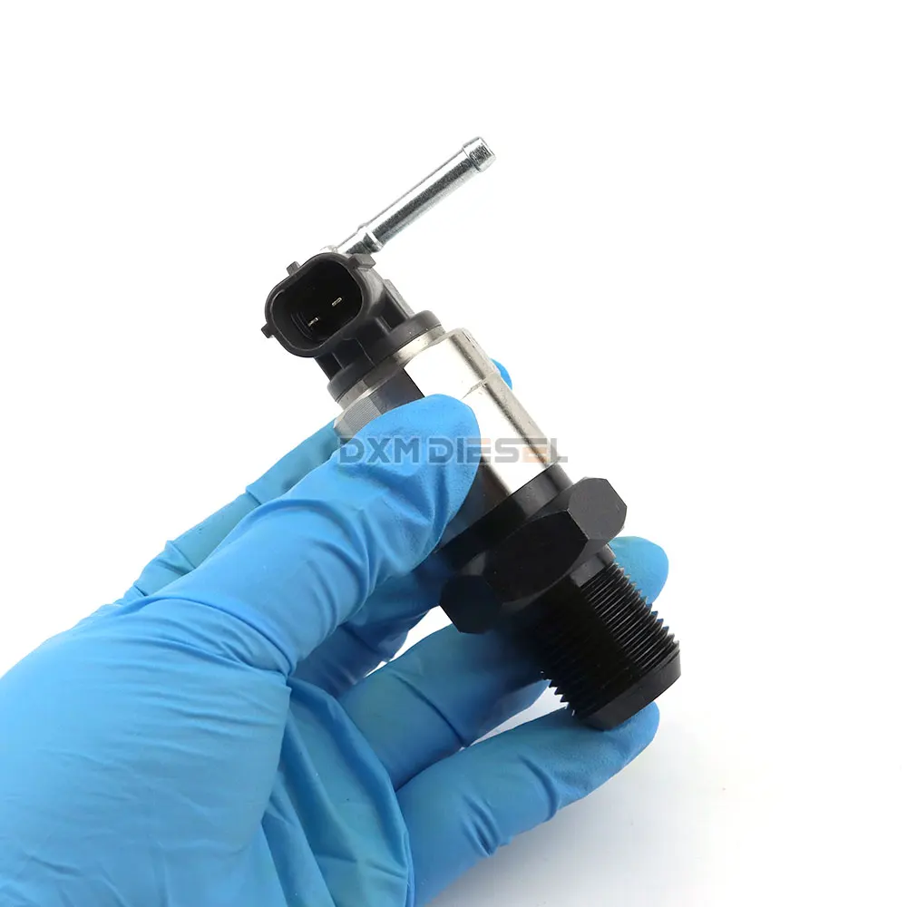 DXM High Quality Common Rail Fuel Pressure Sensor 23810-30100