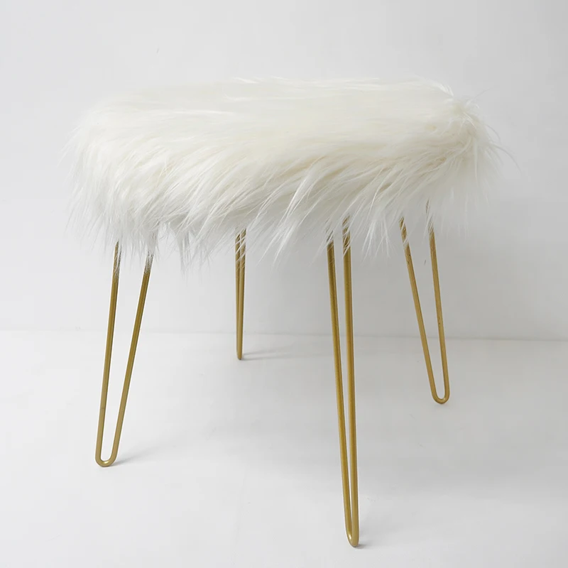 Living Room Furnitures Modern European Style Round Footstool White Faux Fur Ottoman Stool with Golden Legs