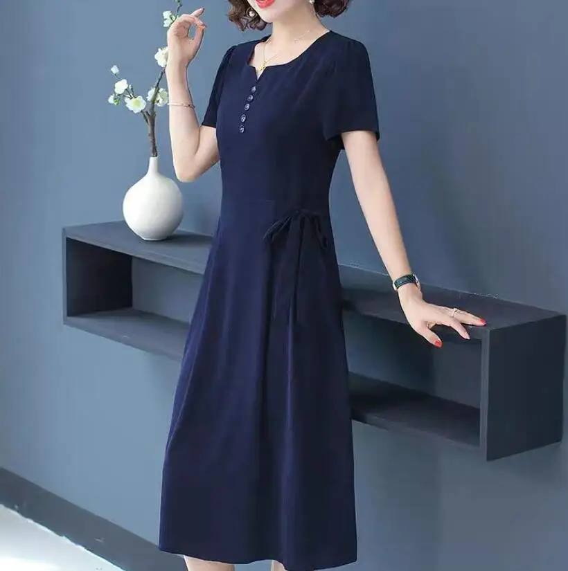 Spring/Summer Fashion Dress With a New Style 2024 New Middle Aged Mothers and Women With Waist up Skirt