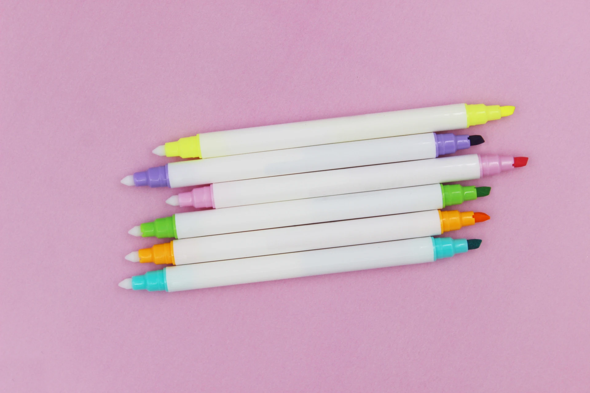 2022 стираемые хайлайтеры с двойной головкой текстовые гладким наконечником двухсторонние маркеры зубилом для ткани и текстиля