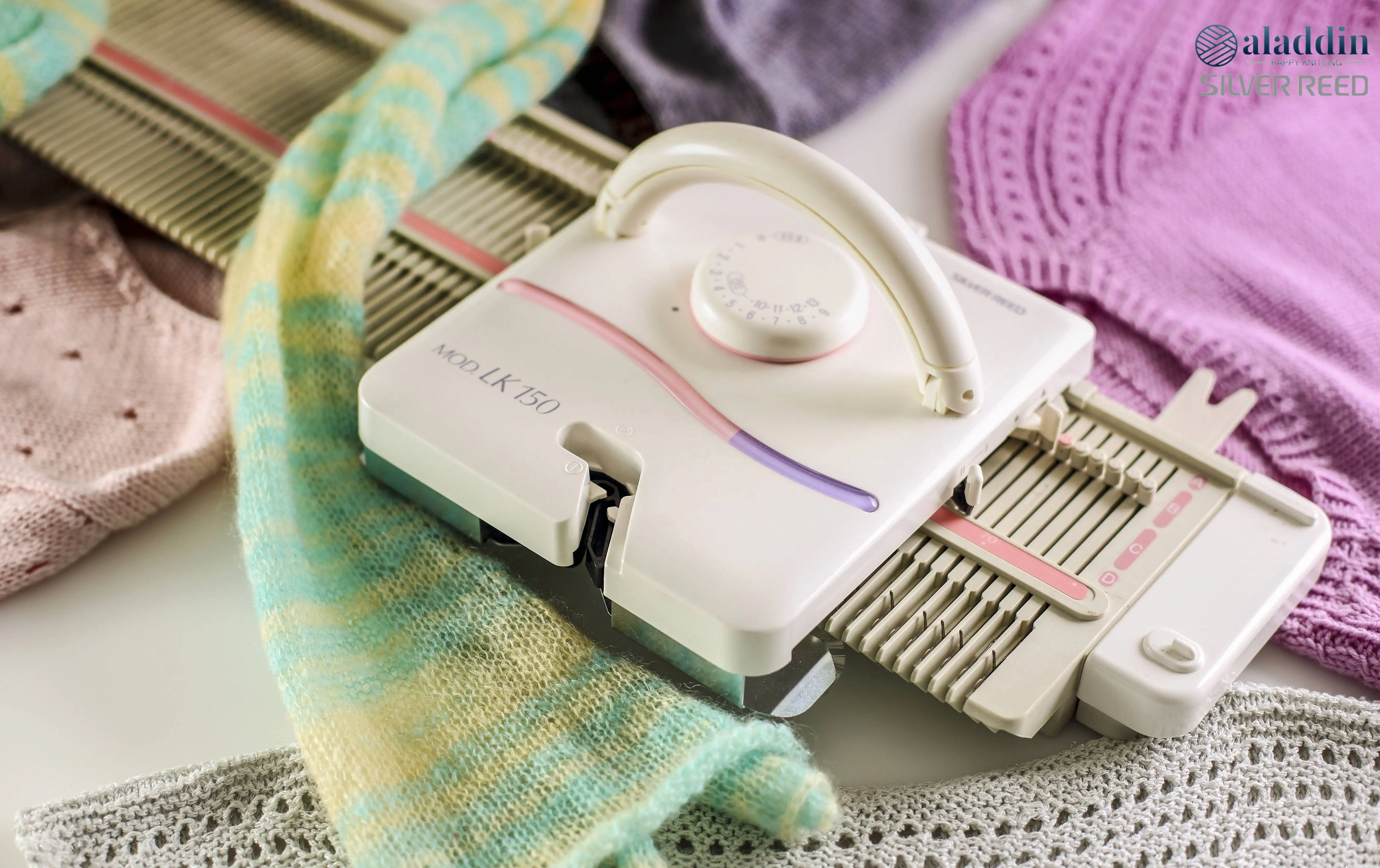 Recruiting Agents Beginner Hand-Driven Weaving Machinery for Home Use Condition Knitting Machine for Silver Reed LK150