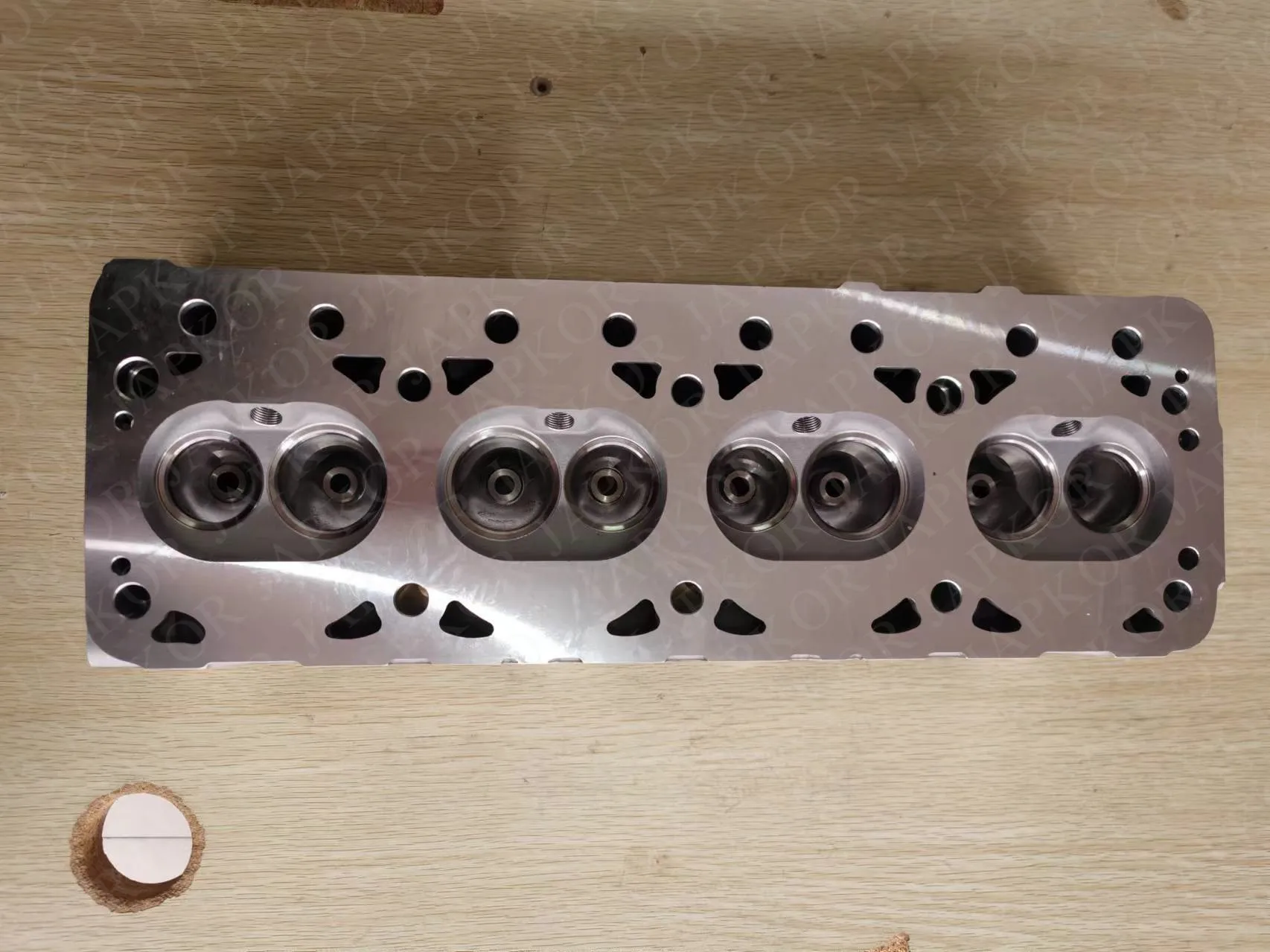 丸雪 PERKINS 1104C-44T, 1104C-44TA ENGINE CYLINDER HEAD ZZ80268