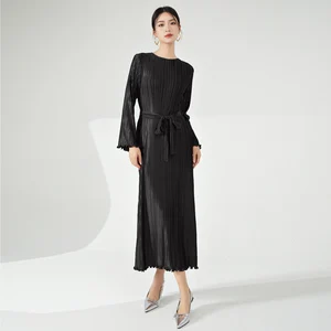 2025 New Fashion High Quality Women's Pleated Long Dress Elastic Stretch Belt Temperament Miyake Dress
