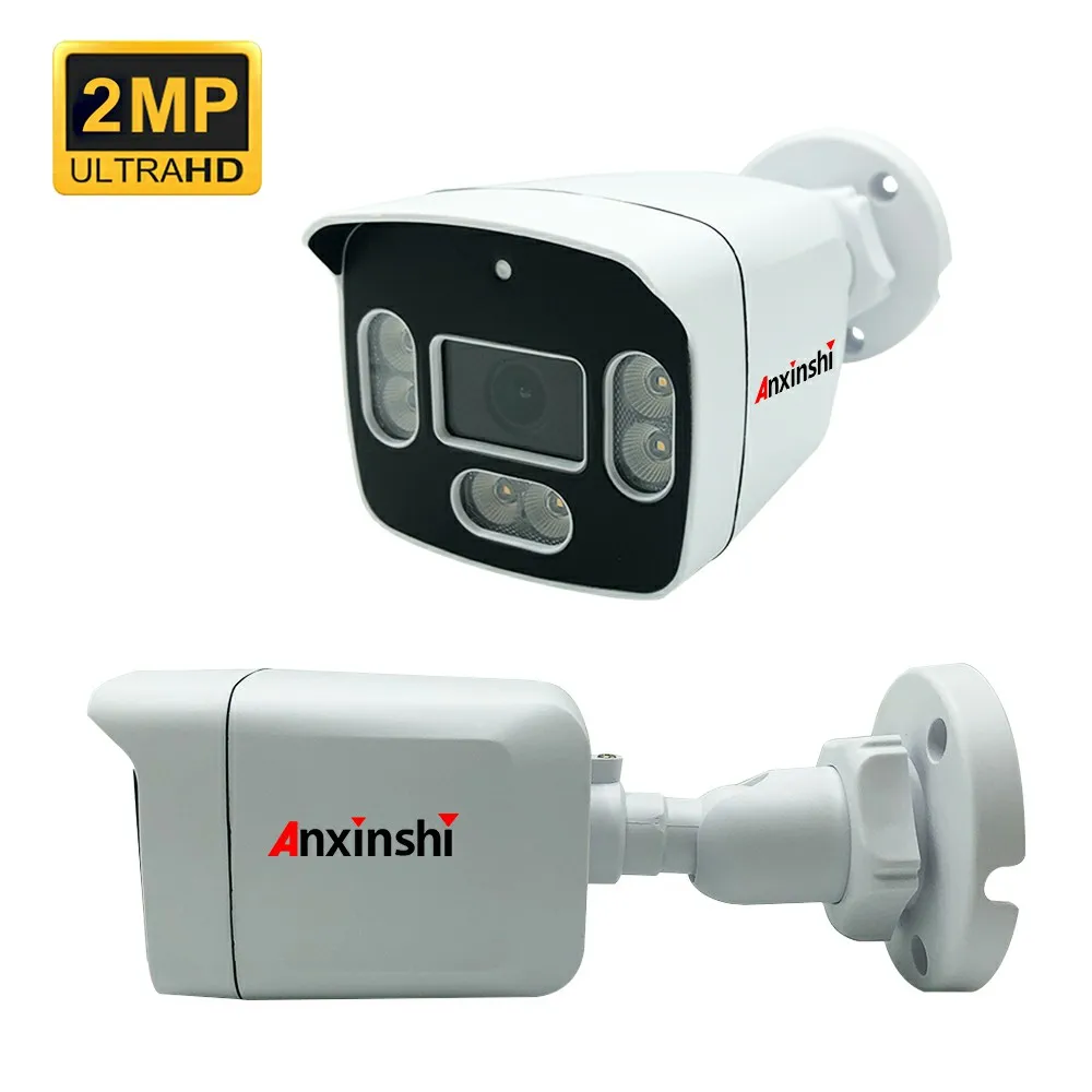 Yashirin kamera videosiga fohisha tushdi.