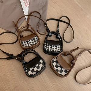 Vintage Crossbody Bag with Chain Ladies Wholesale Fashion Designer Handbags for Kids Womens Small Custom Baby Girl Purse Mini