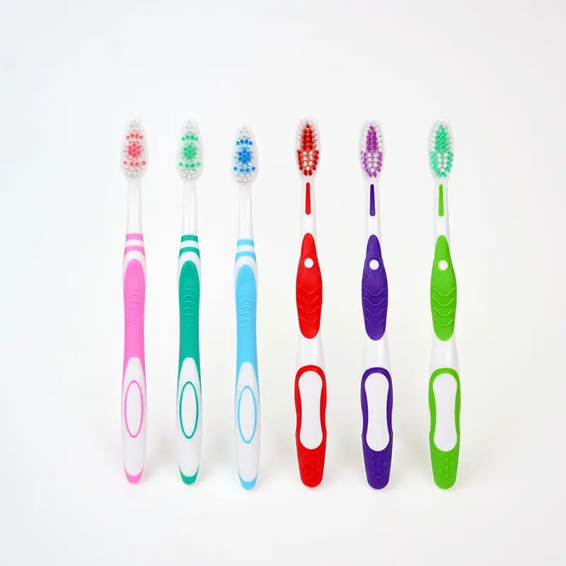 Pakyawan na inaprubahan ng ISO CE ang personalized na plastic na pang-adultong toothbrush
