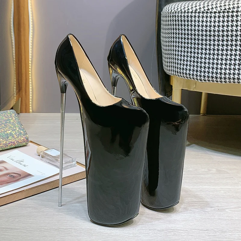 Lady Gaga: la moda en tacones ¡de 30 centímetros!