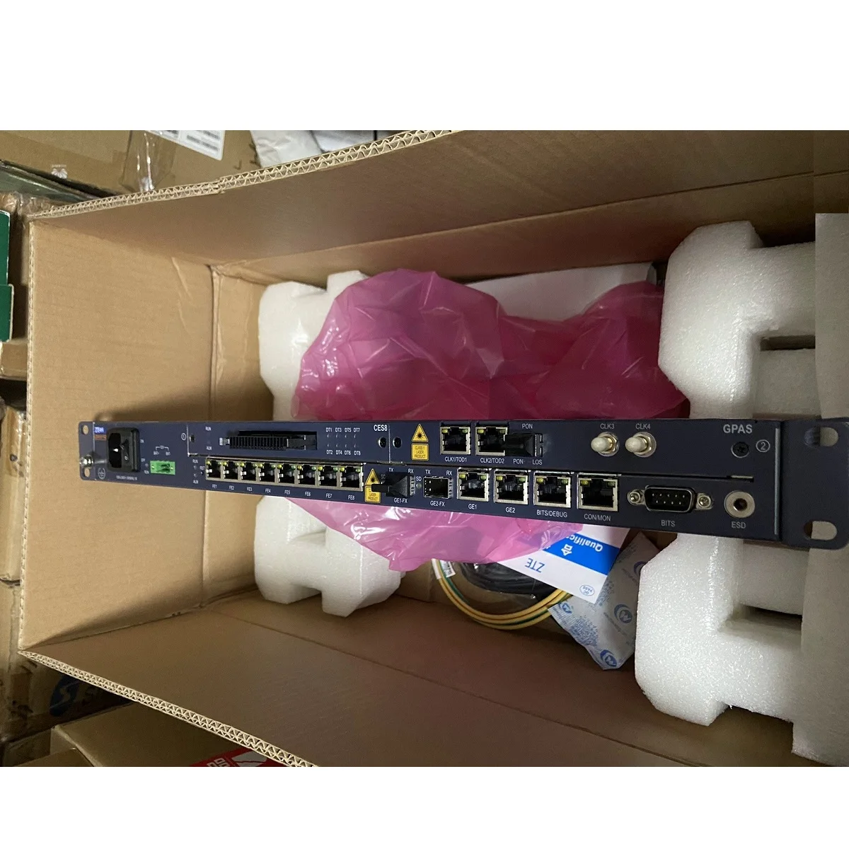 F829 Multiple Ports AC DC Power for MDU ONU XPON FTTX