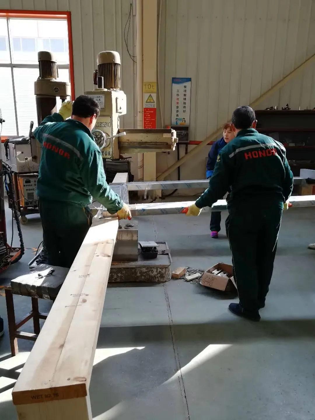 New energy-saving cold storage sliding doors for meat factories and slaughterhouses