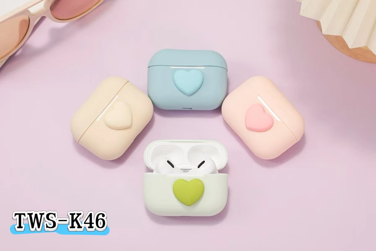 Wholesale Price Cartoon TWS Earphones Wireless in Ear TWS Earbuds with Cat Silicone Case and Paw Pendant /Blue/Pink/Brown