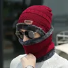 Conjunto de gorro de dos piezas - rojo brillante