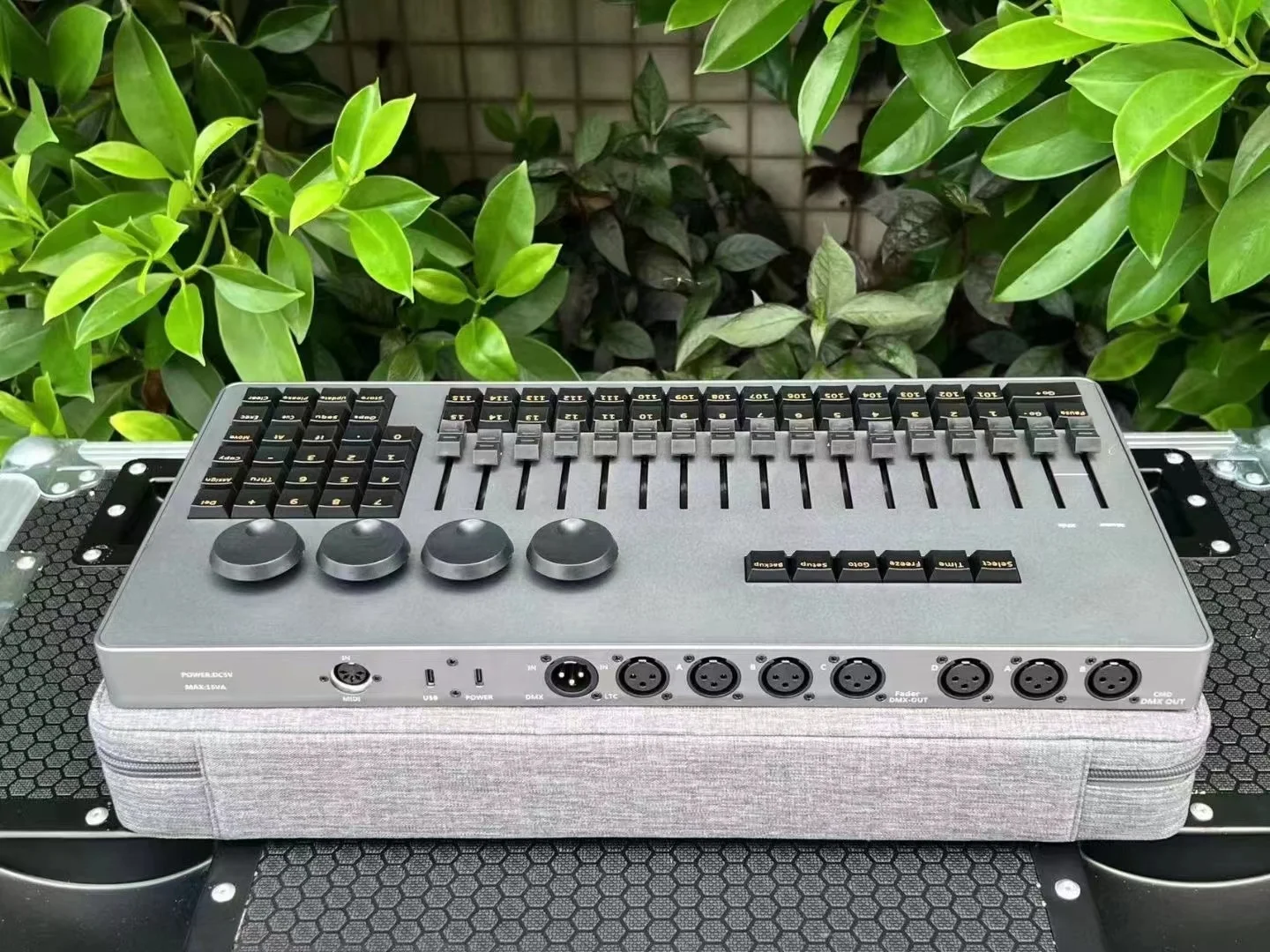 Fine Line New MINI PLUS Command Wing Fader Wing Type c Interface