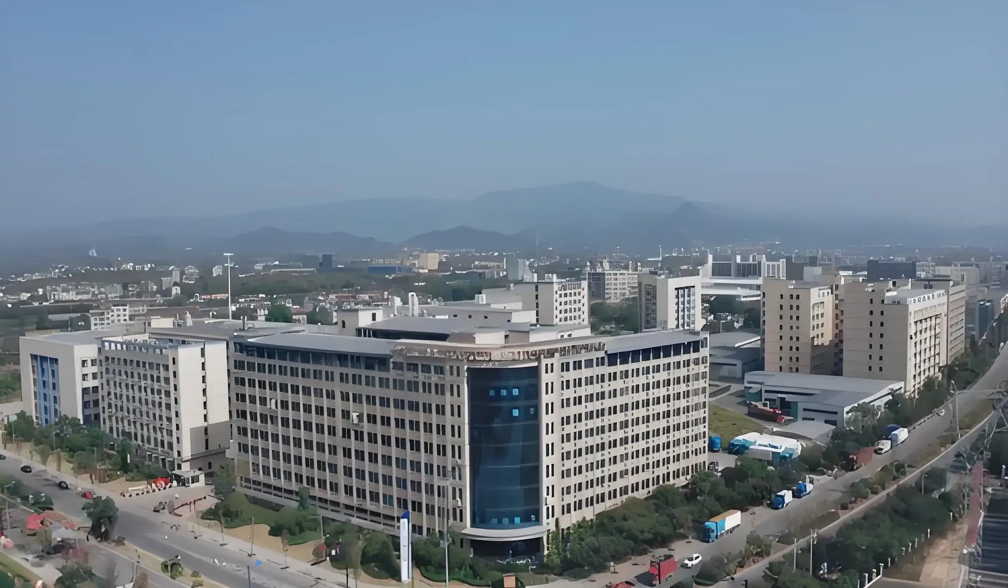 Hangzhou Xiaoshan Weiruichi E-Commerce Co., Ltd. 2