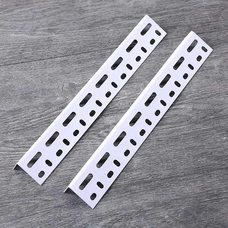 
 Угловая Сталь  