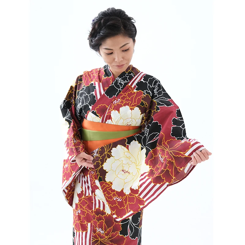 holen Belästigung Gruß pyjama kimono Reise Strahl Auszug