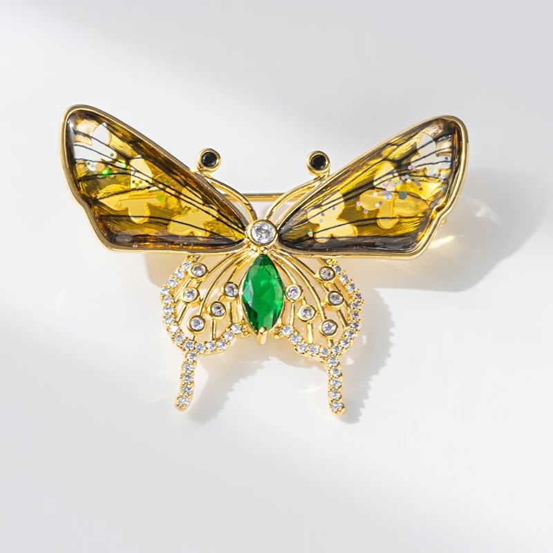 XILIANGFEIZI Angel Wings Colorful Gradient Crystal Fairy Wings Butterfly Brooch Copper Zircon Vintage Brooch Woman