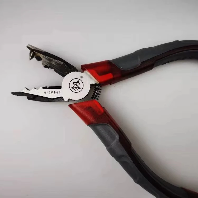 Creating an Endless Chain with Chain Joining Pliers