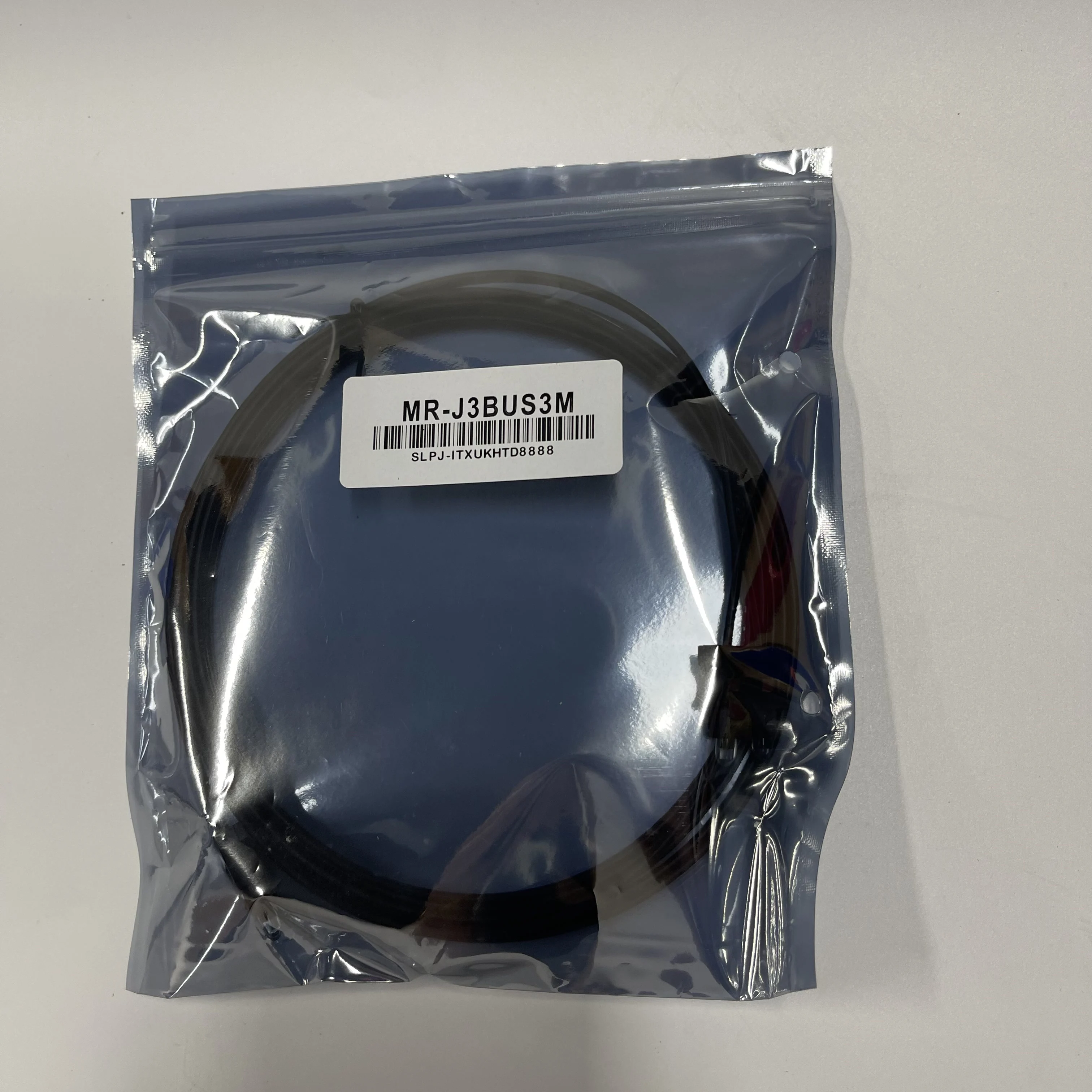 MITSUBISHI Servo Bus Cable MR-J3BUS3M MITSUBISHI Servo Bus Cable MR-J3BUS3M