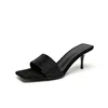 Suède noir (6CM)
